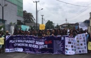 a group of over 70 women protesting against the Port Harcourt serial killings that took place in 2019