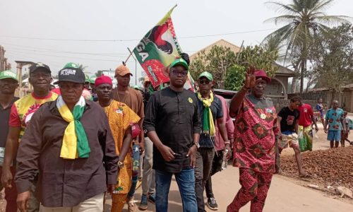 APGA Candidates, Dr Oreh and Chief Okocha Take Their Message of Hope to Nkporo
